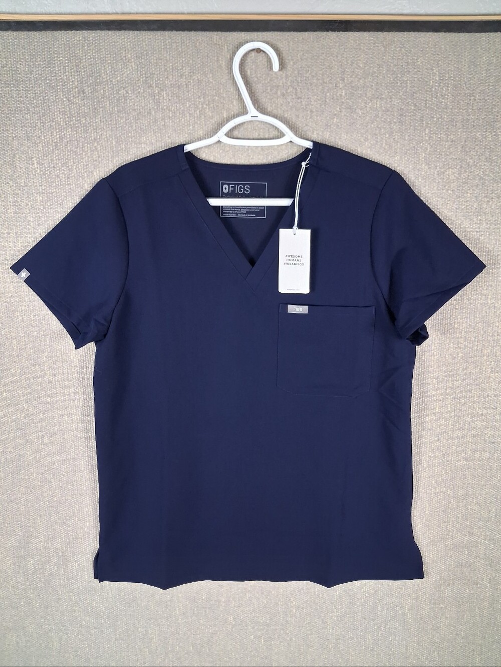FIGS Catarina Scrub Top Womens Size Medium Navy Blue V-neck Medical